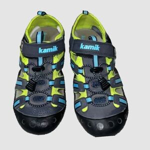 KAMIK close toed sandals Size US 3 KIDS